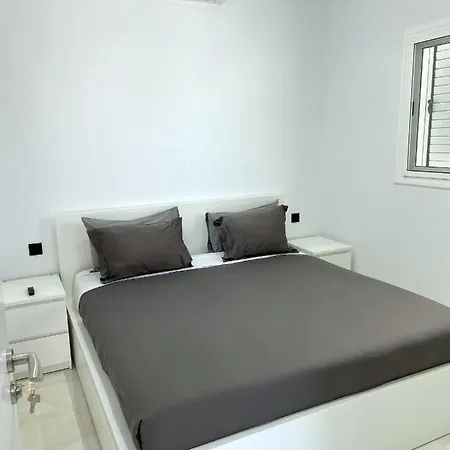 Villardilla1 וילה *