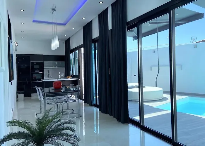 Villa Villardilla1 *